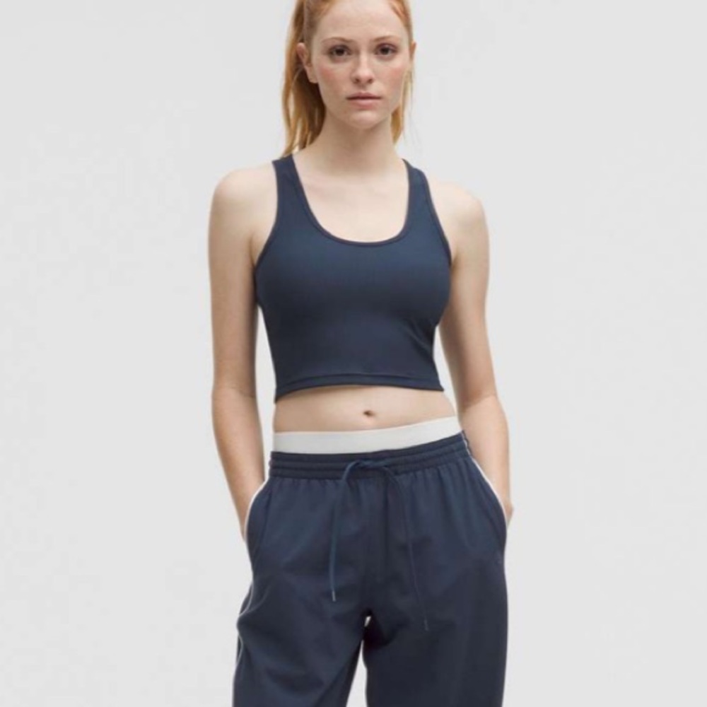 NWT Lululemon Power Pivot Tank - Picture 4 of 5